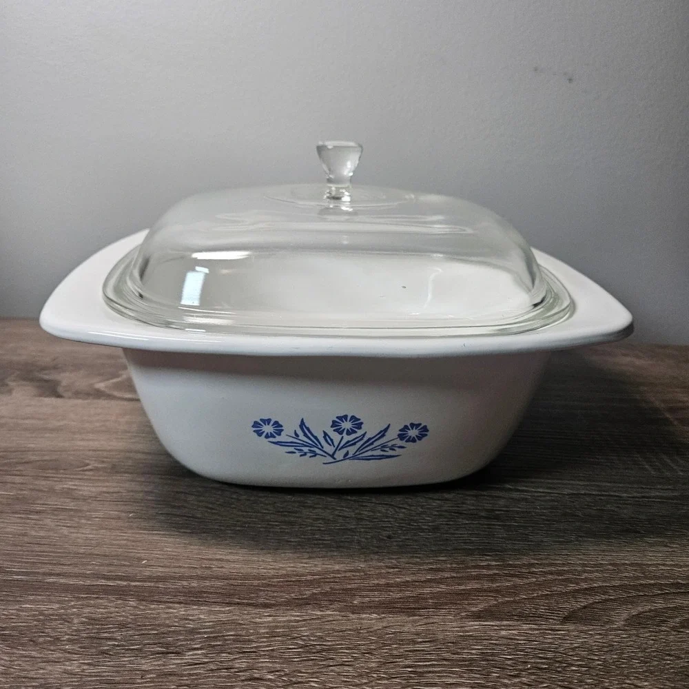 Vintage Corning Ware Blue Cornflower 4 Qt Dutch Oven P-34-B with Glass Lid USA